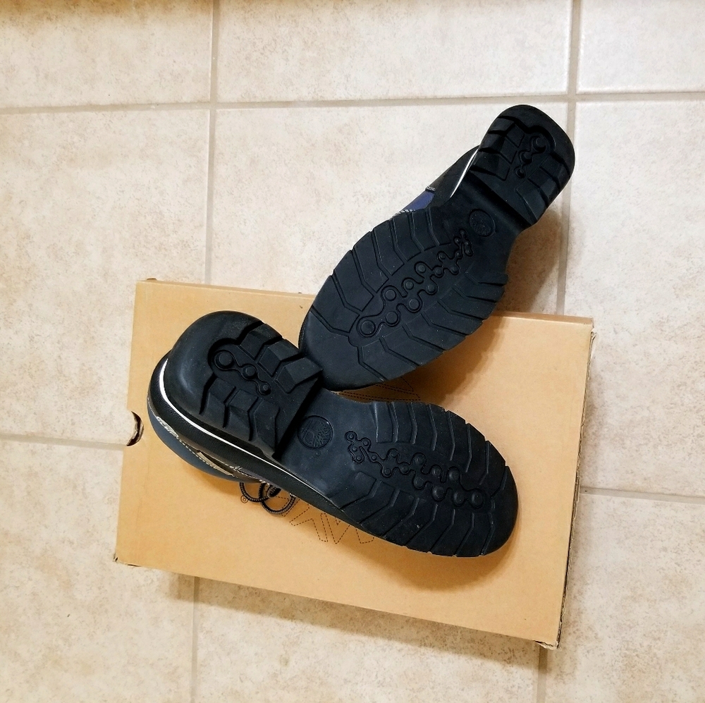Timberland Shoes - Picture 13 of 16
